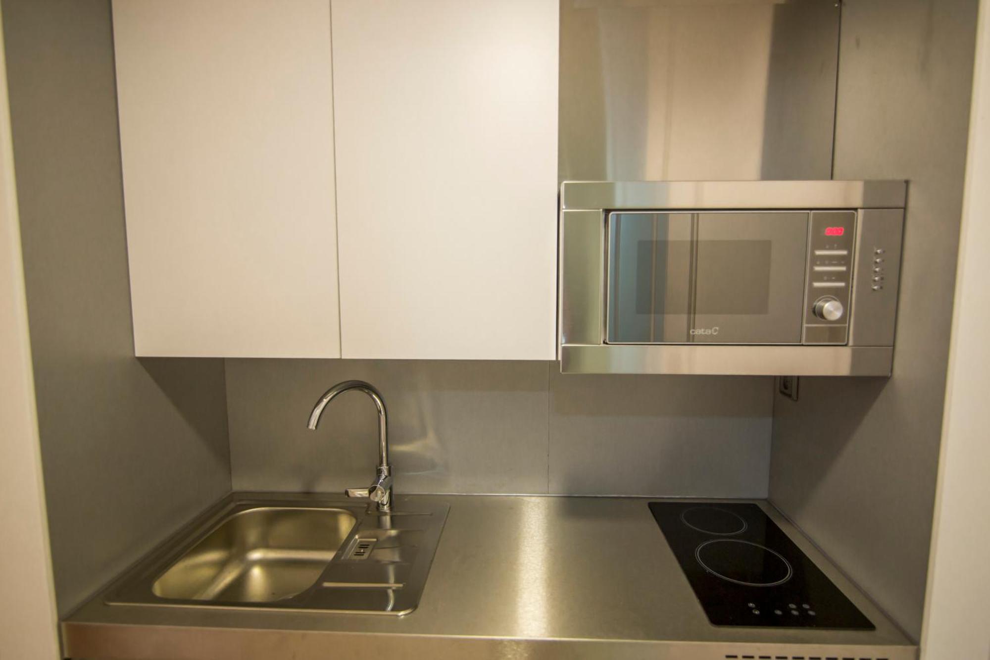 Apartamentos Plaza De Santiago - Estudios Turisticos - 1 Llave Pinto Ngoại thất bức ảnh